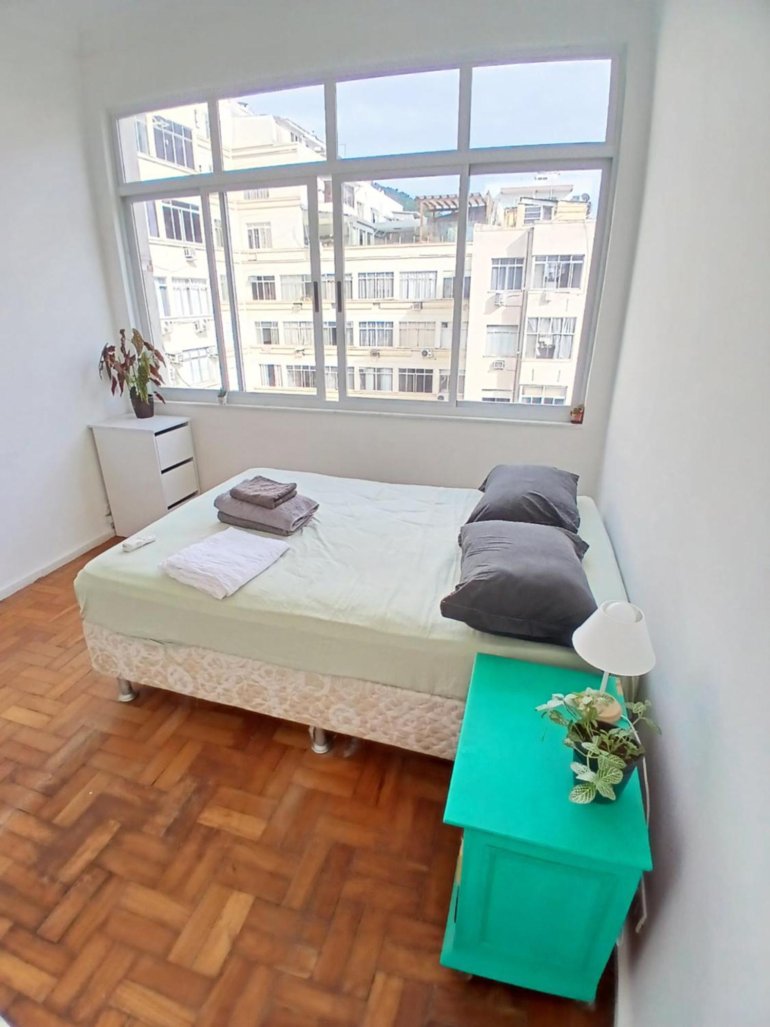 With Private Bathroom In A Shared Homestay *