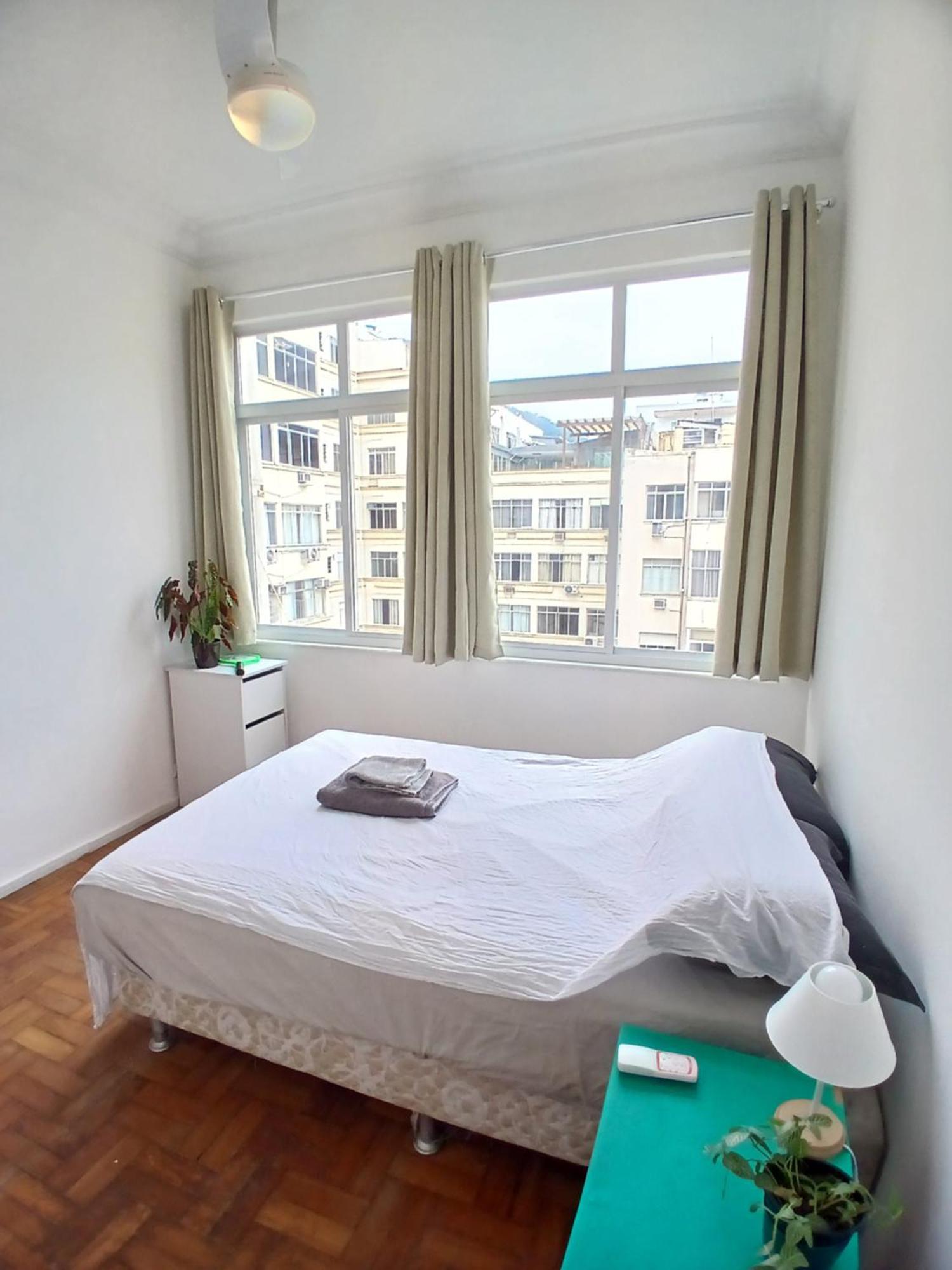 Homestay With Private Bathroom In A Shared Rio de Janeiro
